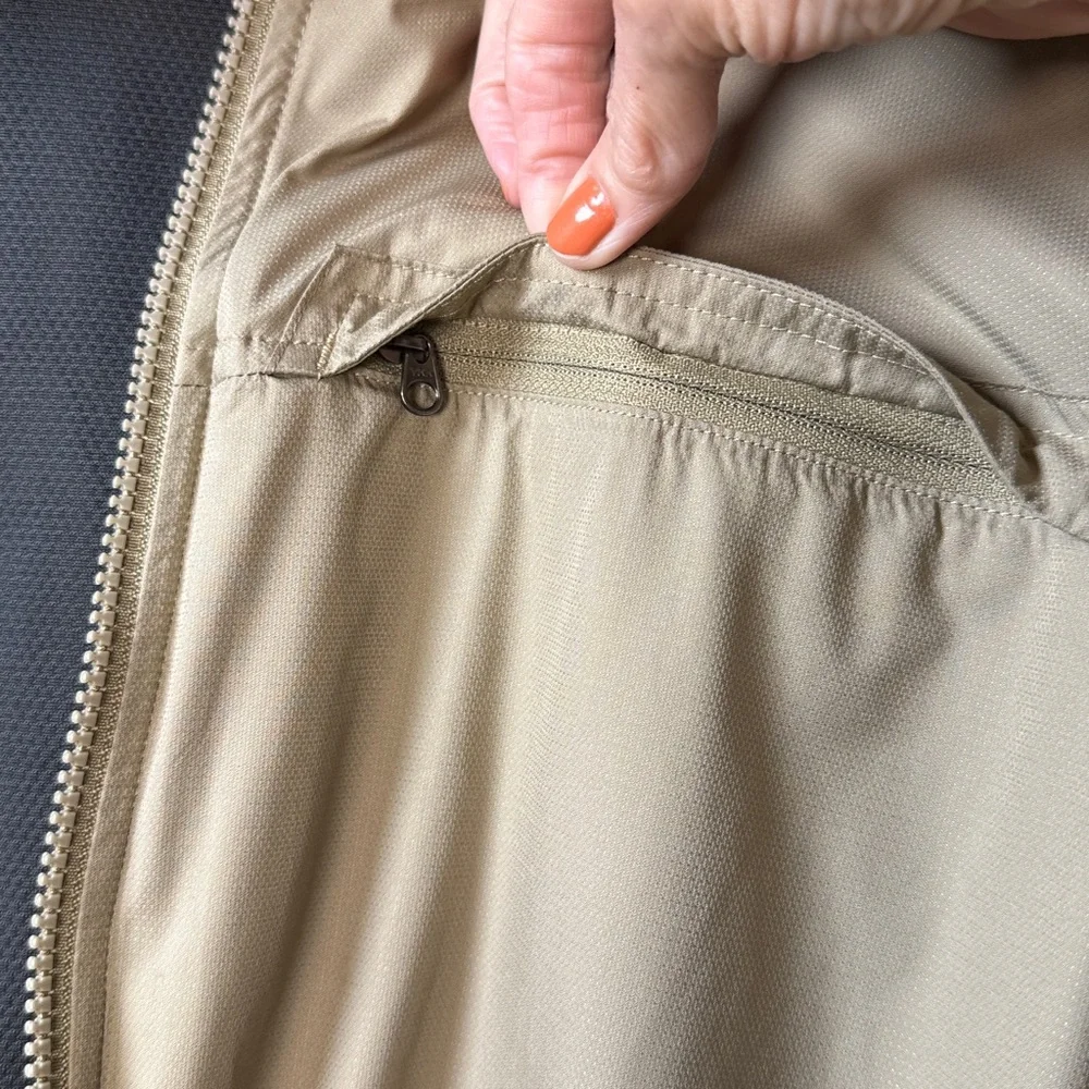 REI Hooded Windbreaker Jacket Men XL Tan  Neutral Outdoor Zip Pockets Mesh Lined